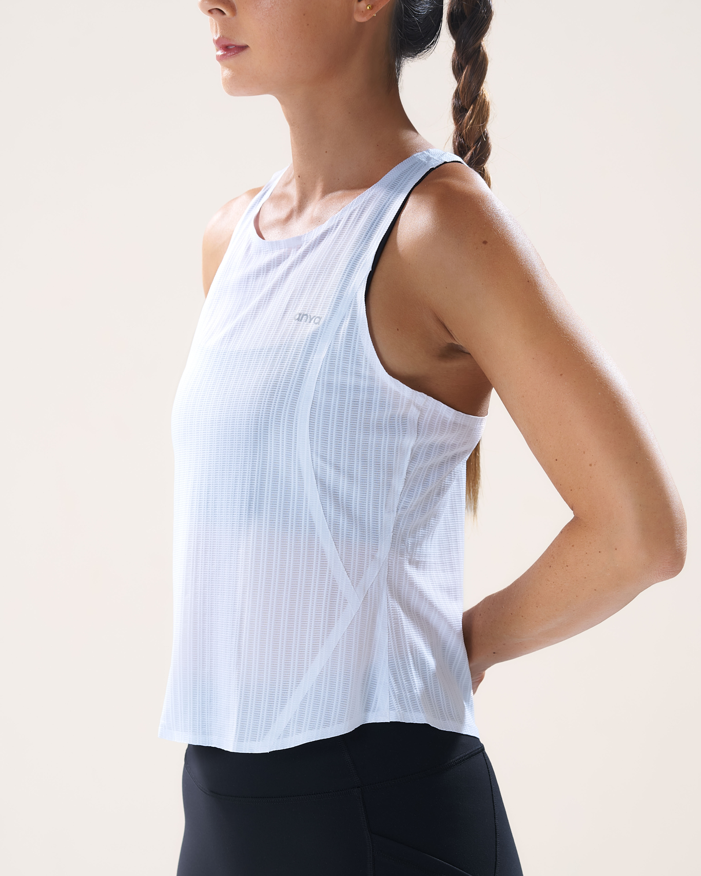 Mavora Long Run Singlet - Black Sesame
