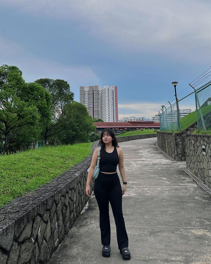 Mavora Flare Pants - Black Sesame
