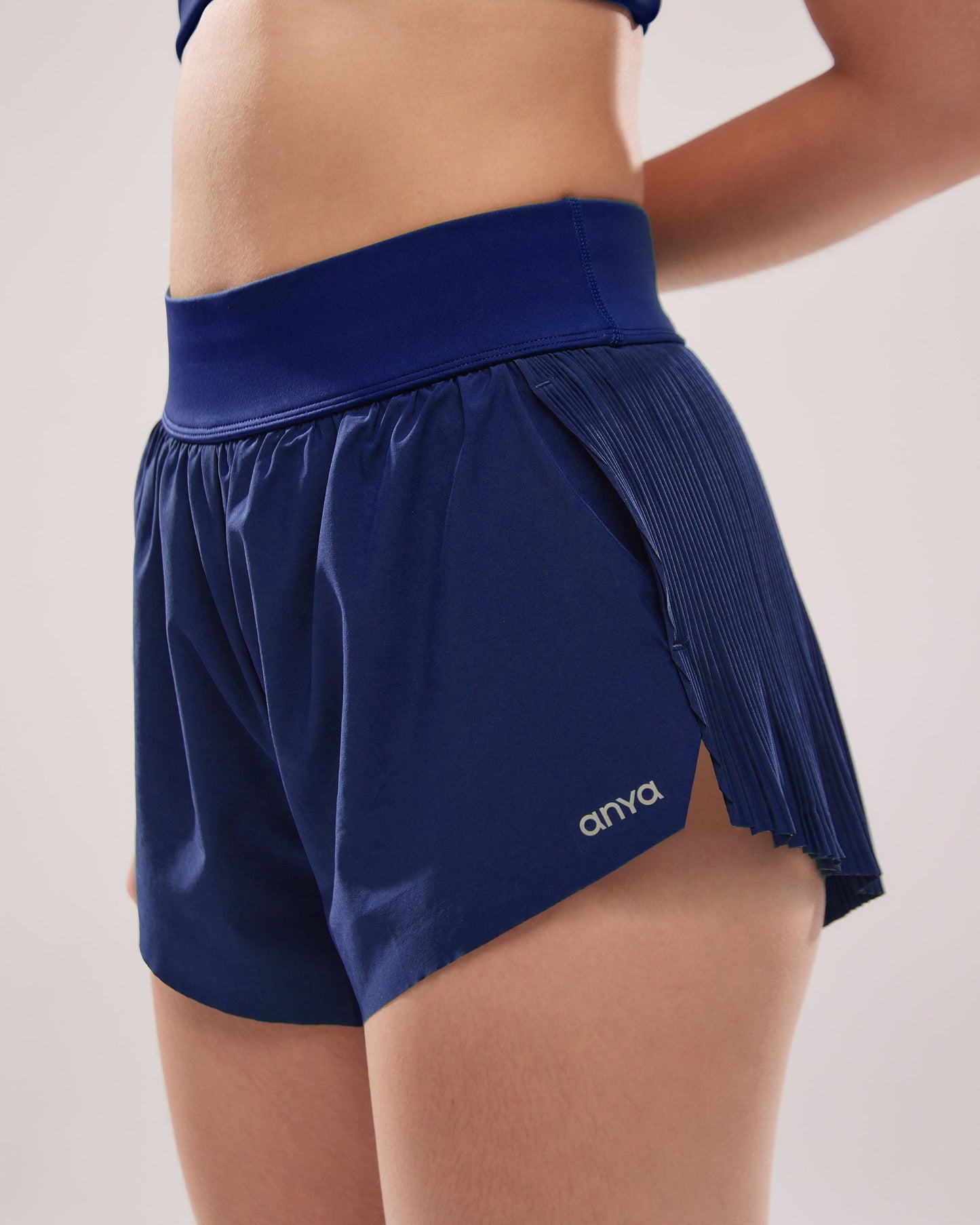 Mavora Split Shorts - Dive